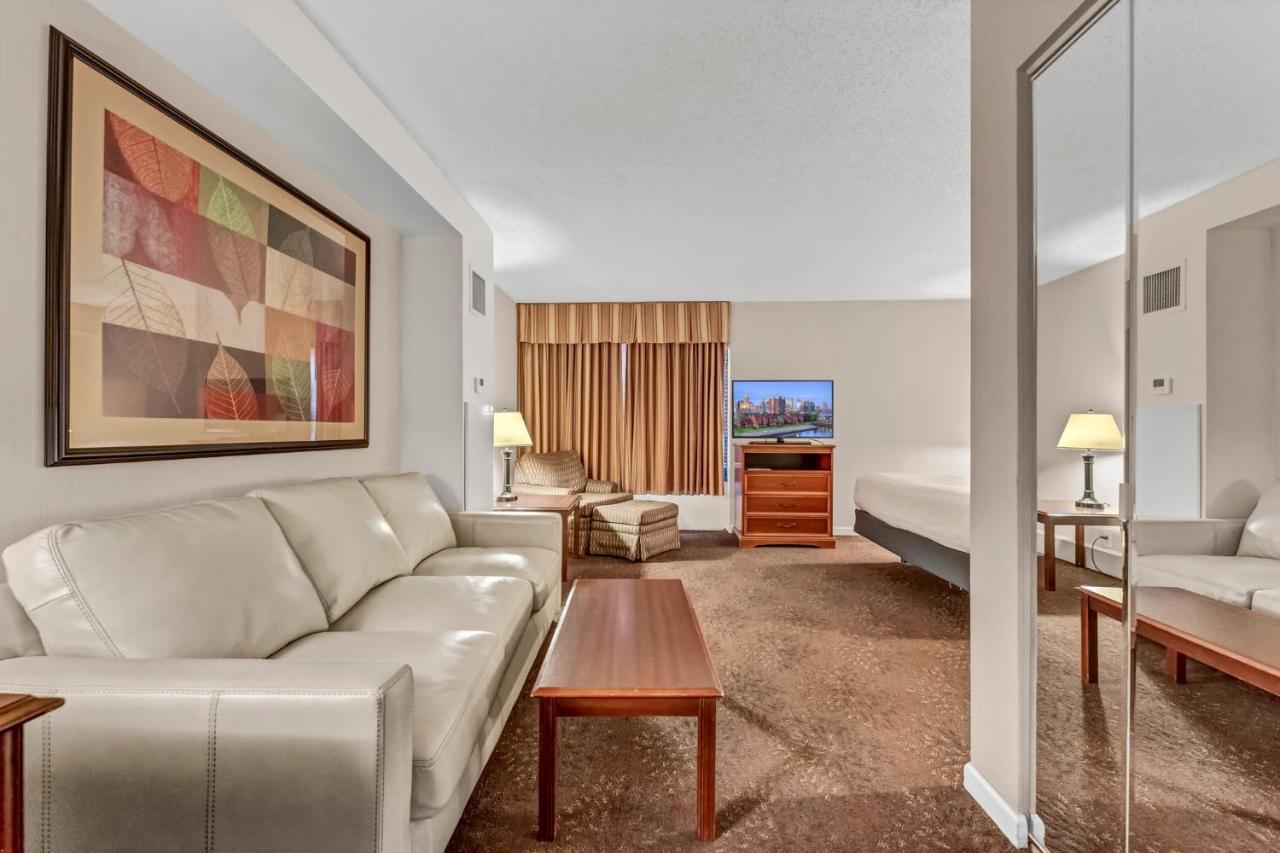 Buffalo Airport Hotel Cheektowaga Eksteriør bilde